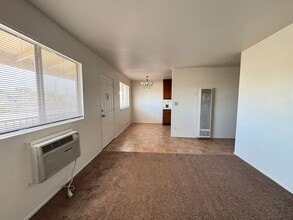 5021 W Ave L in Quartz Hill, CA - Building Photo - Building Photo