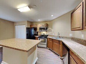 4400 Oakshyre Way in Raleigh, NC - Building Photo - Building Photo