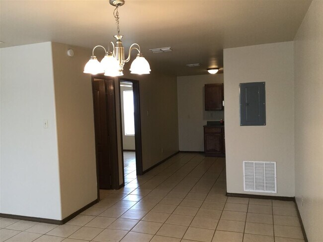 3110 Potomac Loop-Unit -3 in Laredo, TX - Building Photo - Building Photo