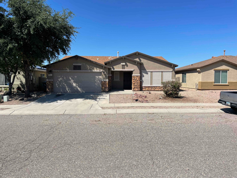 5887 E Tercel Dr in Tucson, AZ - Foto de edificio