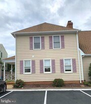 1440 Kenmore Ave in Fredericksburg, VA - Building Photo