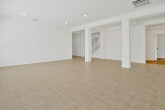 1123 E Pennsylvania Ave in Redlands, CA - Building Photo - Building Photo