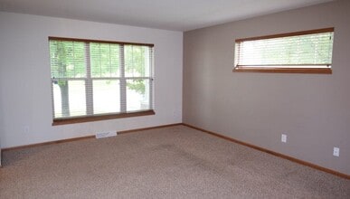 9122 Ancient Oak Ln in Verona, WI - Building Photo - Building Photo