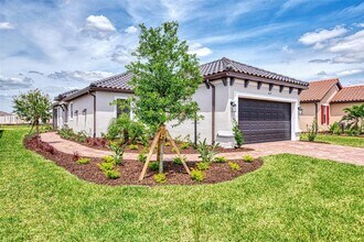 16119 Fortezza Dr in Lakewood Ranch, FL - Building Photo - Building Photo