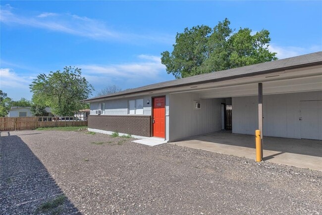 property at 809 John Adams Dr