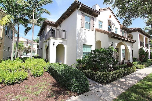 property at 2927 Cascada Isle Way