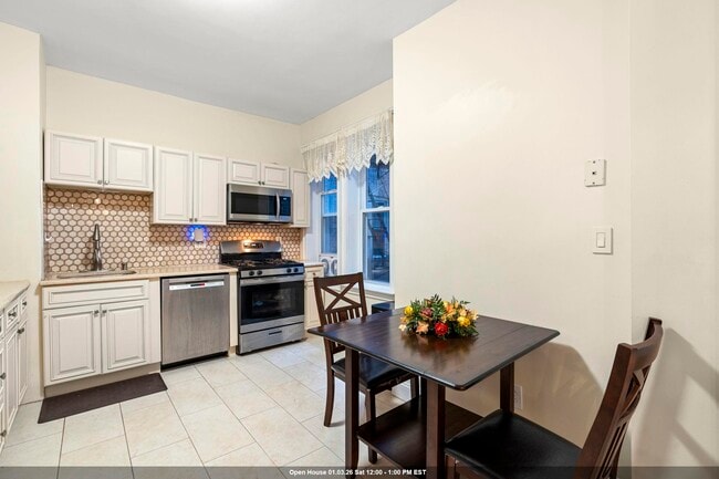 property at 282 Magnolia Ave