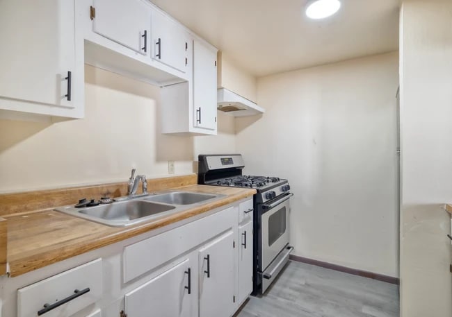 1005 N Center Ave, Unit Unit A