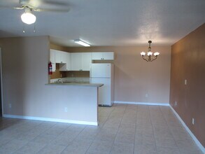 800 N Fiske Blvd, Unit 103 in Cocoa, FL - Building Photo - Building Photo