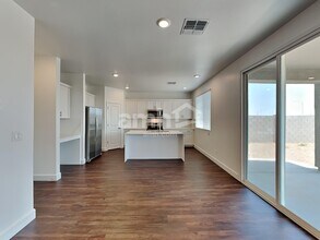 17157 W Lawrence Ln in Waddell, AZ - Building Photo - Building Photo