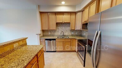 477 Woodbark Ct in Mauldin, SC - Building Photo - Building Photo