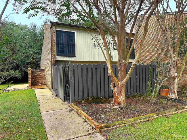 property at 4749 Huron Dr