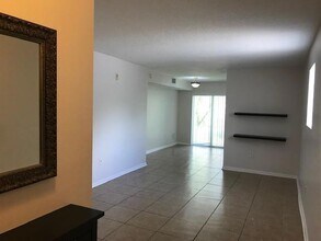 3790 N Jog Rd, Unit 106 in West Palm Beach, FL - Building Photo - Building Photo