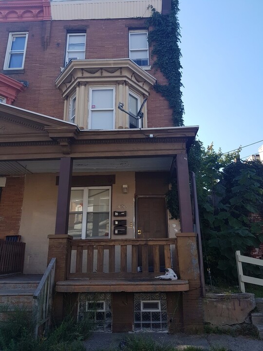 3650 N 13th St-Unit -Unit 1 in Philadelphia, PA - Building Photo