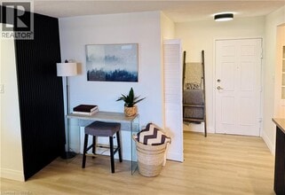 640 West St in Brantford, ON - Building Photo - Building Photo