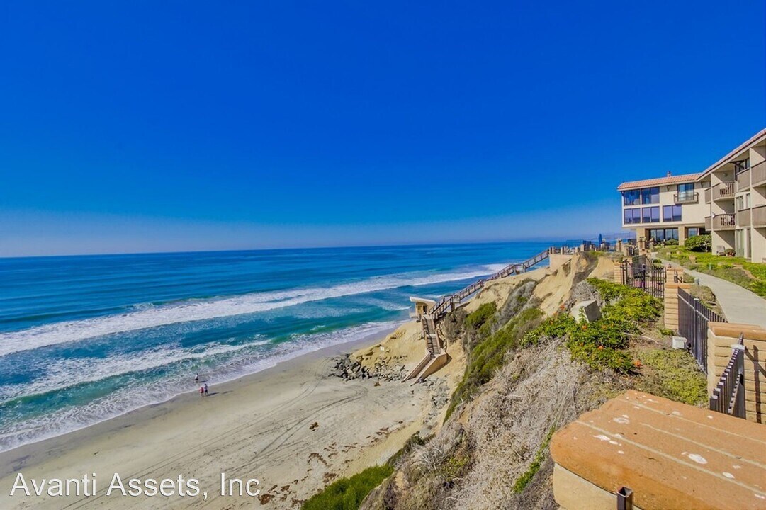 190 Del Mar Shores Terrace-Unit -#44 in Solana Beach, CA - Foto de edificio