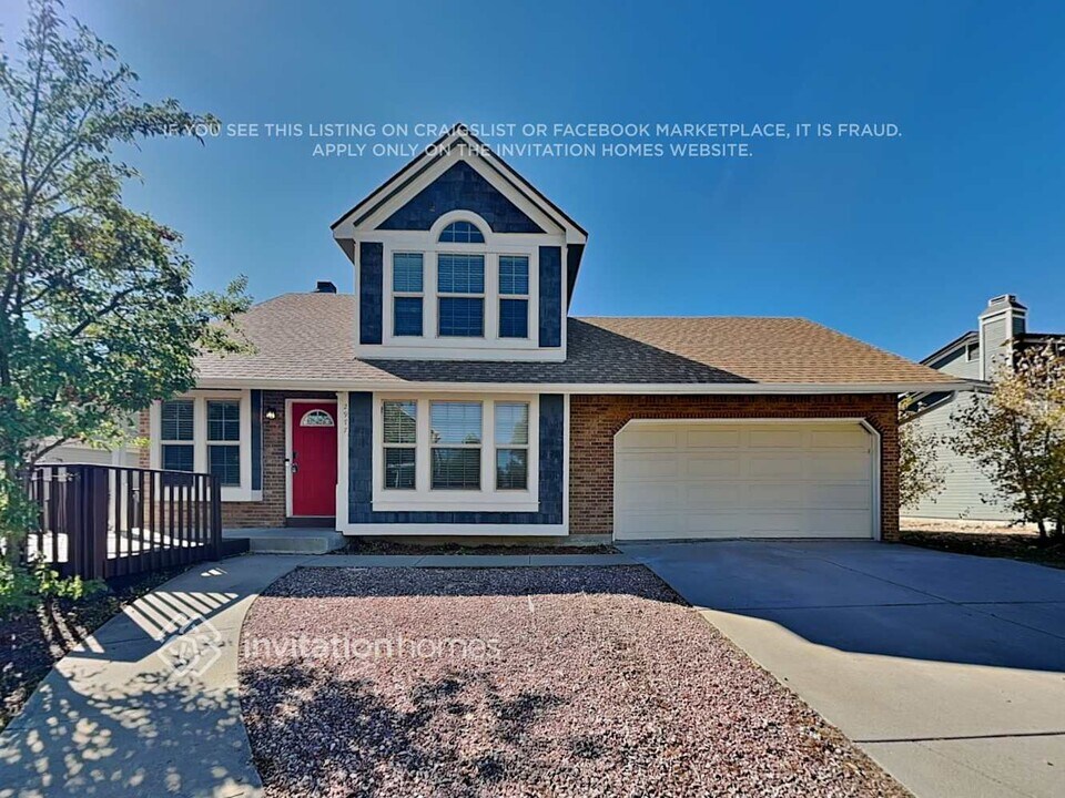 2977 S Bahama St in Aurora, CO - Building Photo
