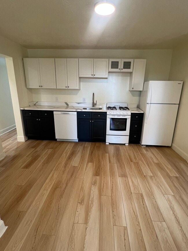 property at 3212 Dawson St