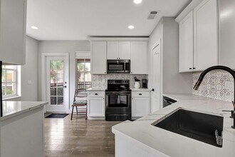 1910 Belmont Pl in Boynton Beach, FL - Building Photo - Building Photo