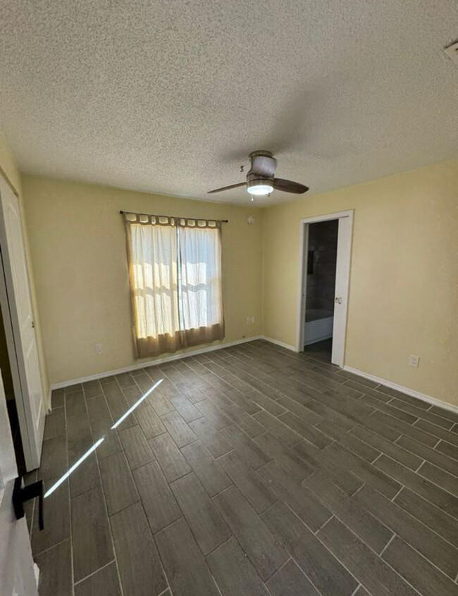 14212 Village View Dr in Tampa, FL - Building Photo - Building Photo