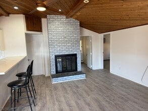 9 MacDonald Rd in West Milford, NJ - Building Photo - Building Photo