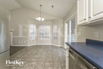 940 Londonderry Dr in High Point, NC - Building Photo - Building Photo