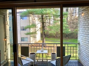 12209 Braxfield Ct, Unit #7 in North Bethesda, MD - Building Photo - Building Photo