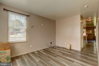 156 Sweets Ave, Unit 5206 in Trenton, NJ - Building Photo - Building Photo