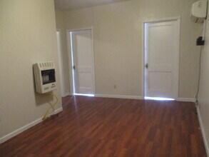 43 E Main St, Unit B in Mount Sterling, KY - Building Photo - Building Photo