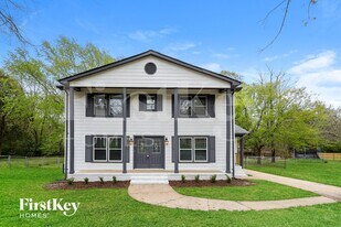 2816 Scarlet Cir in Charlotte, NC - Building Photo