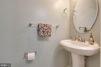 7217 Maidstone Pl in Elkridge, MD - Building Photo - Building Photo