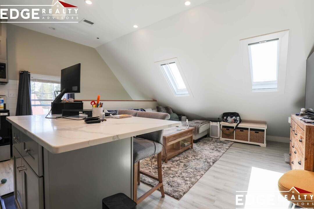 2 Murdock St, Unit 3 in Boston, MA - Foto de edificio