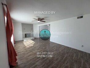 9817 Olive St in Bloomington, CA - Building Photo - Building Photo