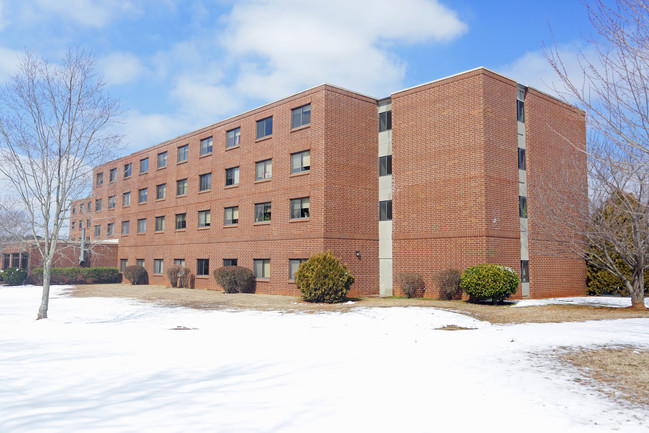 Willow Run Towers photo'