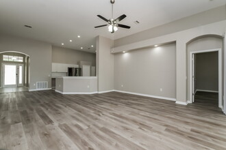 3696 Braemere Dr in Spring Hill, FL - Building Photo - Building Photo