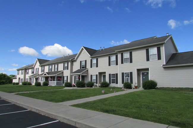 Fairdale Townhomes photo'