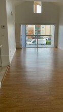 6288 NW 186th St in Hialeah, FL - Building Photo - Building Photo