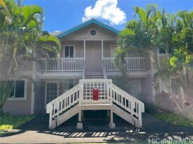 94-870-870 Lumiauau St in Waipahu, HI - Building Photo