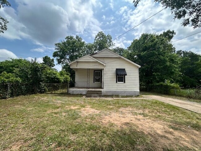 2551 Claiborne Ave in Shreveport, LA - Building Photo - Building Photo