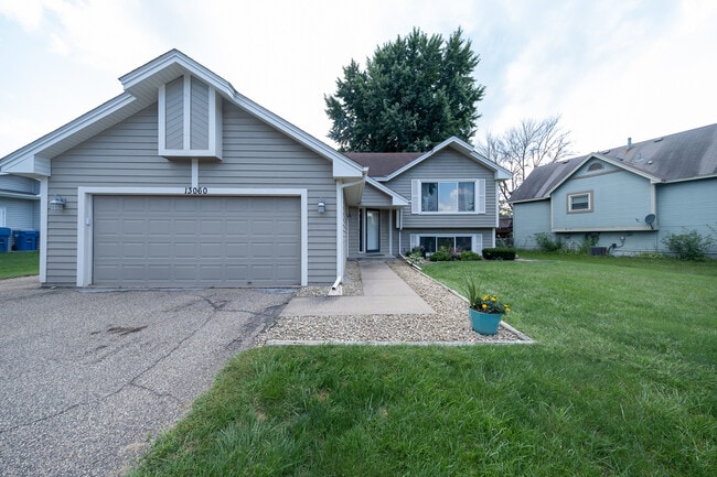property at 13060 Glenhurst Ave
