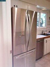 44 Muth Dr in Orinda, CA - Building Photo - Building Photo