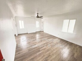 3327 Polk Ave in San Diego, CA - Building Photo