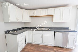 532 Alexandria Pike in Anderson, IN - Building Photo - Building Photo