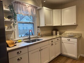 30 River Rd in New Milford, CT - Building Photo