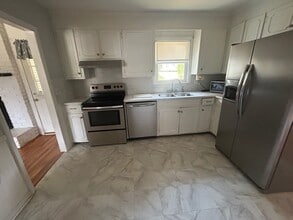 7201 Mountainbrook Dr in Columbia, SC - Building Photo - Building Photo
