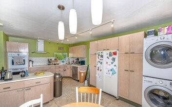 272 St John St in New Haven, CT - Building Photo - Building Photo