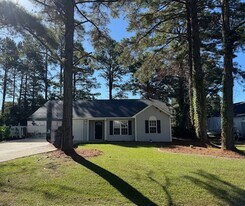 114 Brody Ln in New Bern, NC - Building Photo