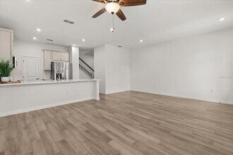 9662 Peace Dr in Orlando, FL - Building Photo - Building Photo