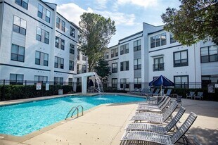 821 Ralph McGill Blvd NE in Atlanta, GA - Building Photo