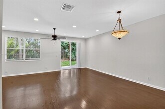 16097 Poppy Seed Cir in Delray Beach, FL - Foto de edificio - Building Photo